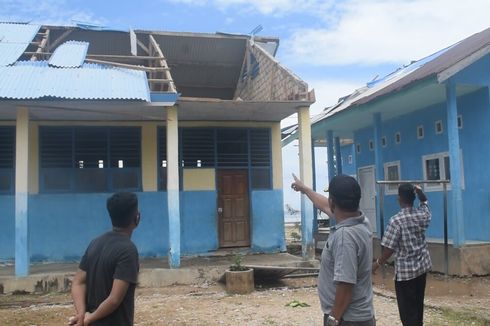 2 Bangunan Sekolah dan 1 Rumah Warga di Buton Rusak Diterjang Puting Beliung
