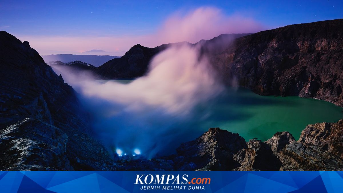 Kala Dubes Australia Penasaran dengan Blue Fire Kawah Ijen di Banyuwangi..