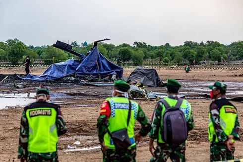 Saksi Mata: Helikopter TNI AD Terbang Rendah, Semakin Rendah, Lalu Jatuh