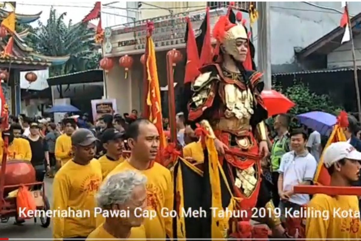 Pawai perayaan Cap Go Meh 2019 di Kota Bekasi, Jawa Barat, Selasa (19/2/2019).