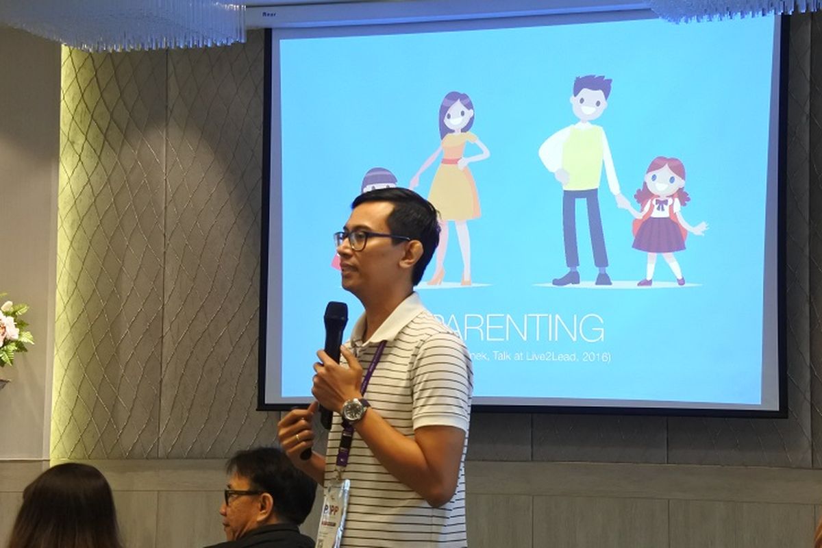 Dekan Fakultas Ekonomi dan Komunikasi Binus, Gatot Soepriyanto saat diskusi bertema Are Millenials Really That Different In The Workplace, Myths, Exaggerations and Reality? di Midown Hotel, Bangkok, Sabtu (13/4/2019).