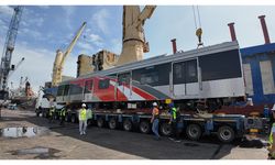 Kedatangan 12 Unit KRL Baru,  KAI Commuter Optimalkan Layanan Angkutan Commuter Line di Jabodetabek