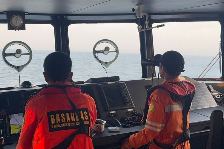 KM Balama Mati Mesin di Perairan Luwuk-Taliabu, Tim SAR Masih Cari 3 ABK yang Hilang Kontak
