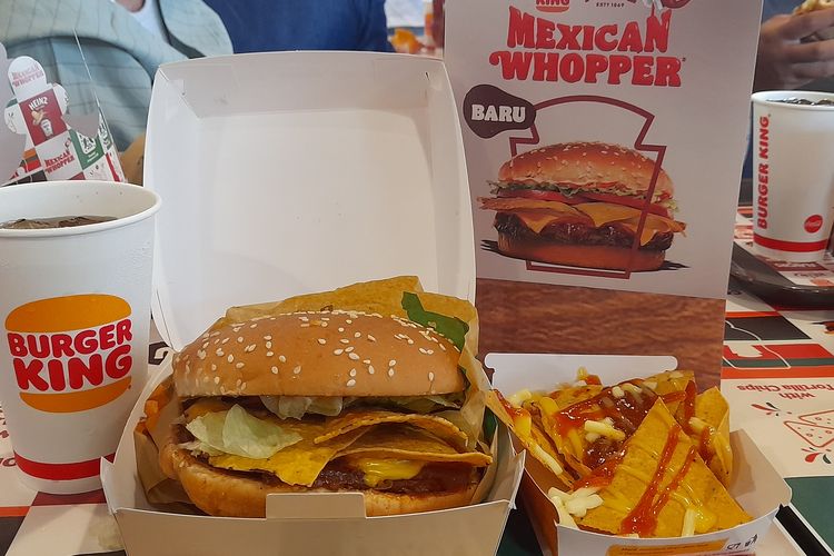 Burger King Indonesia meluncurkan menu baru Mexican Whopper, kolaborasi dengan Heinz Indonesia pada Oktober 2023.