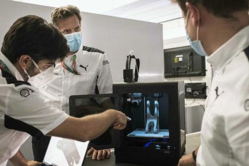 BMW Motorrad Gunakan 3D Printing untuk Balap, Langsung Cetak di Tempat