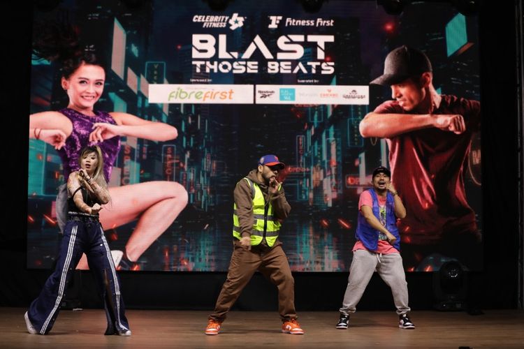 Celebrity Fitness dan Fitness First Indonesia menggelar acara Blast Those Beats untuk merayakan gaya hidup sehat dengan berolahraga.