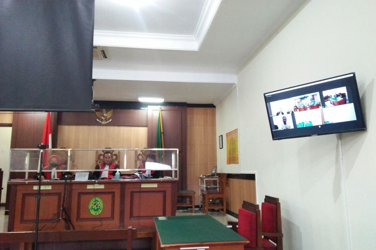 Agenda sidang putusan dalam perkara pria menikahi domba di Pengadilan Negeri Gresik, Jawa Timur, Selasa (21/2/2023).