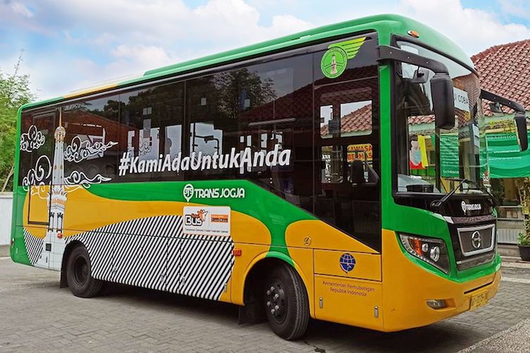 Layanan Teman Bus Yogyakarta akan memberikan tarif khusus untuk pelajar, lansia, dan penyandang disabilitas per 1 Juli 2023.