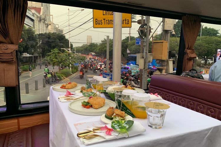 Open Dining TransJakarta, Sensasi Fine Dining di Atas Bus Tingkat di Jakarta