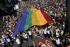 Ratusan Ribu Orang Ikuti Parade Gay di Sao Paulo, Brasil