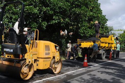 Hadapi Arus Mudik, Perbaikan Jalan Nasional di Madura Dikebut