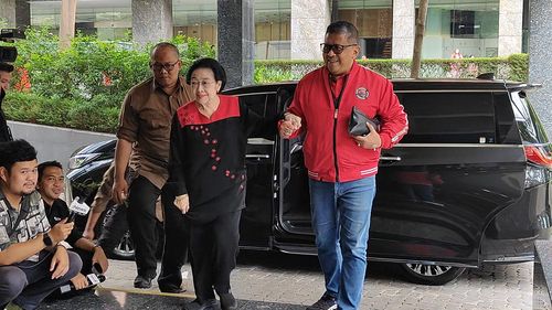 Sehari Usai Pencoblosan, Megawati, Mardiono, dan Mahfud Kumpul di Markas TPN
