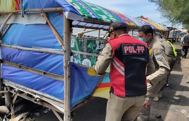Video Pelajar Mesum Viral, Bilik Warung di Pantai Muarareja Tegal ...