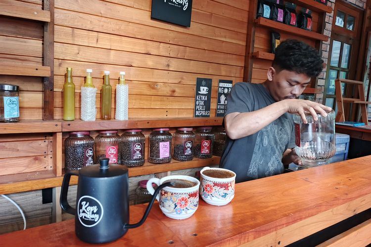 Dari Ngalas hingga Gelas, Perjalanan 