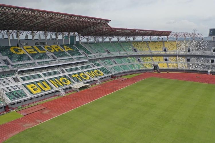 Stadion Gelora Bung Tomo di Surabaya, Jawa Timur. Stadion Gelora Bung Tomo yang sudah dilakukan renovasi menjadi salah satu opsi yang dapat digunakan untuk menggelar laga-laga Piala Dunia U17 2023.