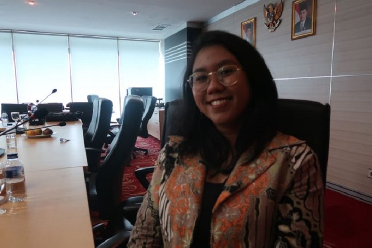 Ruth Angela Christie Kirana, penerima beasiswa Kemenkominfo, membagikan tips mendapatkan beasiswa dari Kementerian Komunikasi dan Informatika.