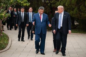 Terekam Hot Mic, Ini Obrolan Santai Xi dan Trump di Jantung Pemerintah China