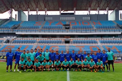 Lawan Persebaya, Kurniawan DY Berharap Bonek Berikan Tekanan Mental ke TImnya