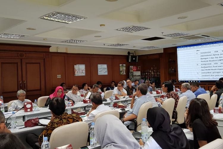 Kementerian Pertanian tengah mempersiapkan beleid baru yang akan mengatur tentang pendaftaran pestisida yang merupakan revisi dari Peraturan Menteri Pertanian (Permentan) No.39 Tahun 2015