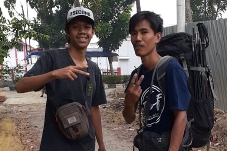 M Fikri Sahdila (17) dan Jumadi (26) dua pendaki asal Muaro Jambi yang hilang di Gunung Dempo, Kota Pagaralam, Sumatera Selatan.