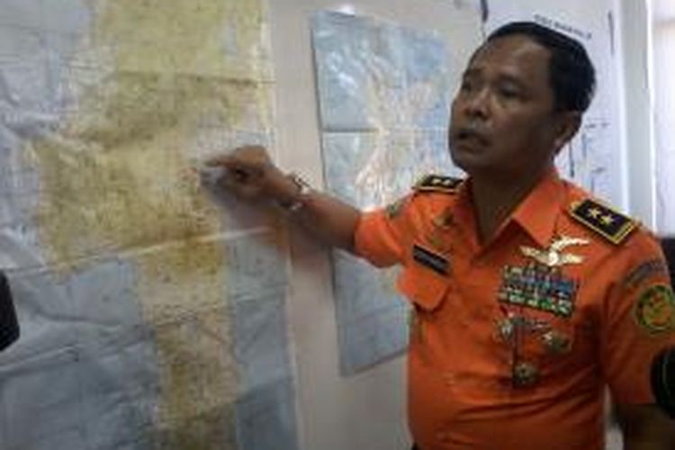 Tim Basarnas, Sudipo Handoyo menjelaskan 4 sektor fokus pencarian pesawat Aviastar rute Mamasa-Makassar yang hilang kontak di Palopo, Sulawesi Selatan.