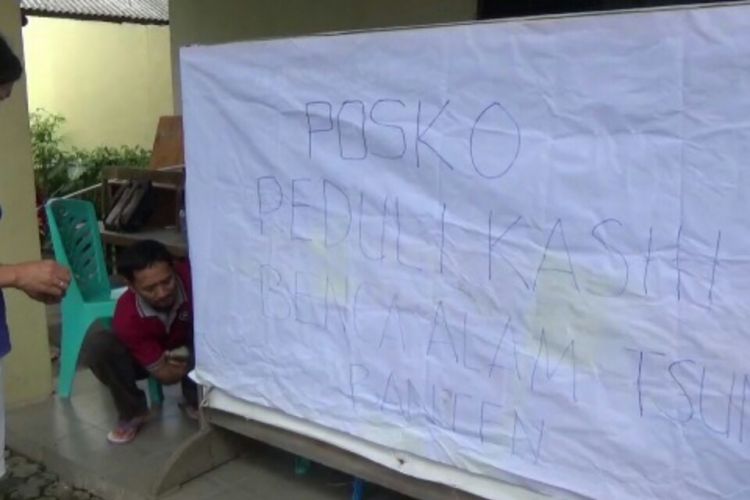 Pengurus Gereja Jordan Toraja Mamasa Kalilis menggalang bantuan dan membuka posko kemanusiaan untuk korban tsunami di Banten, Jawa Barat. 