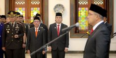 Lantik Sekda Baru, Wali Kota Bandung Amanahkan 3 PR Utama 