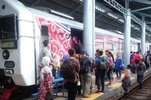 Bayar Tiket KA Prameks Hanya Bisa via 