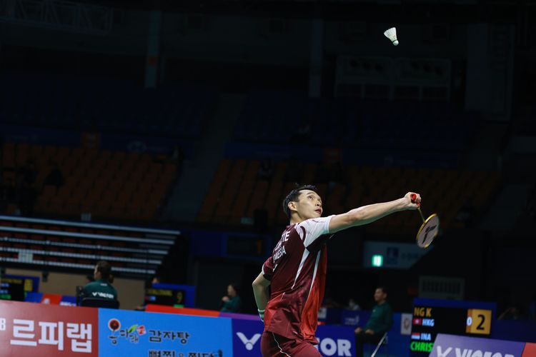 Aksi pebulu tangkis Indonesia, Jonatan Christie, dalam babak 32 besar Korea Open 2025 di Suwon Gymnasium, Rabu (24/9/2025).