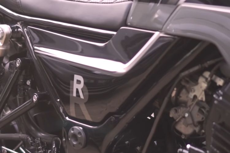 Motor custom Kawasaki Ninja 250 bergaya neo tracker garapan Katros Garage