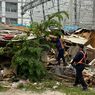 Saat Bangunan Liar di Dekat JIS Dibongkar, Warga Protes Cuma Dapat Ganti Rugi Rp 2 Juta...