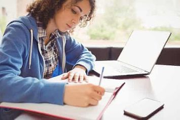 7 Tips Motivasi Belajar Untuk Kamu yang Sedang Dihantui Rasa Malas