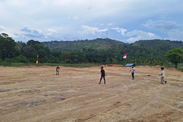Warga Pidie Jaya Hibahkan Tanah hingga Uang untuk Bangun Sekolah yang Dilumat Banjir