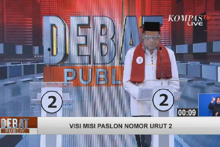 Calon Wakil Wali Kota Depok nomor urut 2, Imam Budi Hartono sendirian tanpa calon wali kota Depok, Muhammad Idris lantaran positif Covid-19 dalam Debat Pilkada Depok di Kompas TV, Senin (30/11/2020).