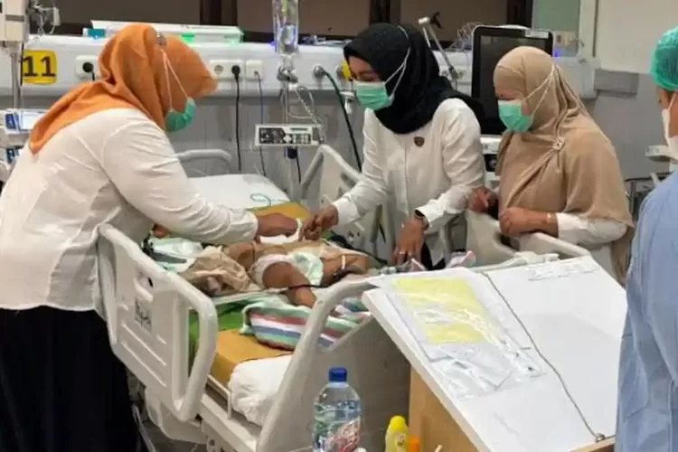 Nasib Memprihatinkan Balita di Malang, Kritis di Ruang PICU Usai Dianiaya Ibu Kandung dan Kekasih