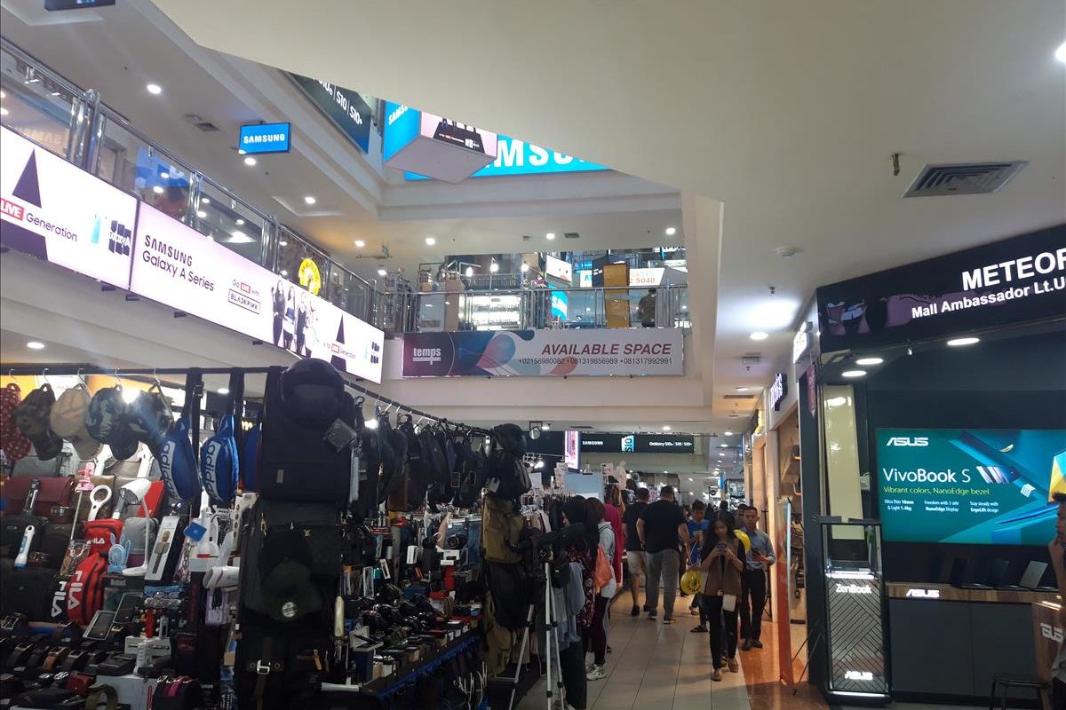 Suasana Mall Ambassador, Jakarta, Selasa (2/7/2019).