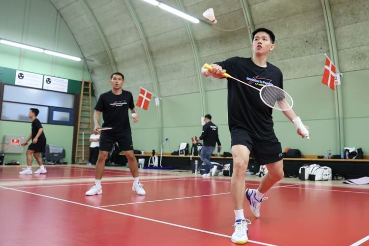 Potret Latihan Perdana Indonesia Sambut Piala Thomas-Uber di Denmark
