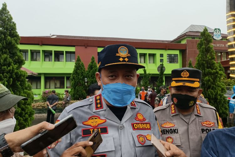 Pelaksana Tugas (Plt) Wali Kota Bekasi Tri Adhianto saat ditemui di Plaza Pemerintah Kota (Pemkot) Bekasi.