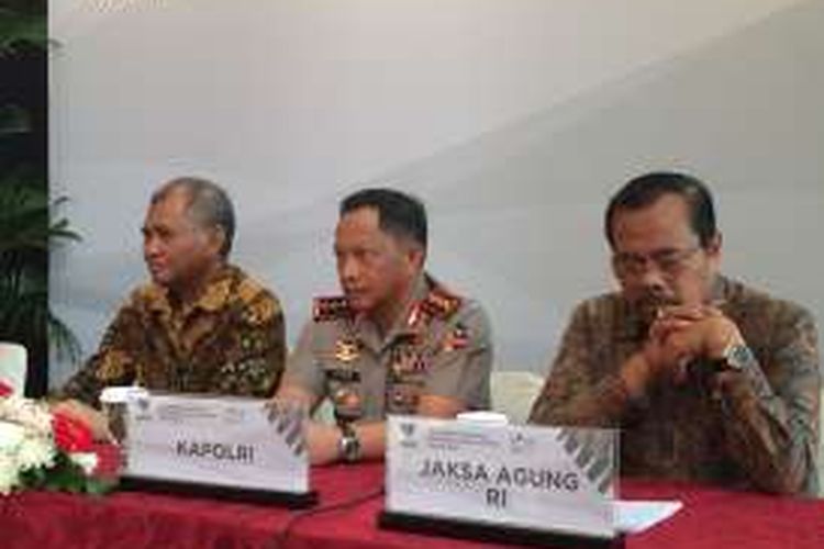 Ketua KPK Agus Rahardjo, Kapolri Jenderal (Pol) Tito Karnavian, dan Jaksa Agung M Prasetyo saat konferensi pers Konferensi Nasional Pemberantasan Korupsi Tahun 2016 di Balai Kartini, Jakarta, Kamis (1/12/2016).