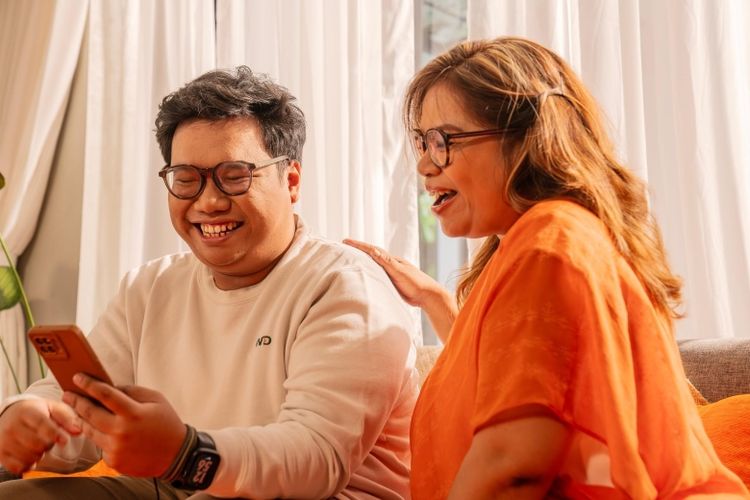 Pengguna kini dapat mengakses layanan asuransi secara cepat dan praktis lewat aplikasi Omne by FWD, sejalan dengan tren gaya hidup digital masa kini.