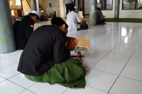 Melihat Tradisi Khataman Kitab Kuning di Ponpes Raudlatul Ulum Malang Selama Ramadhan