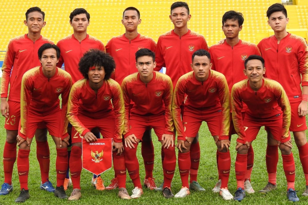 Timnas U-18 berfoto sebelum menjalani laga Piala AFF U-18 2019.