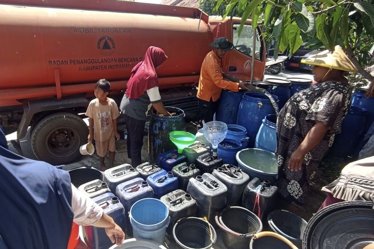 Warga Indramayu Krisis Air Bersih: Sumur Kering, Berubah Jadi Asin