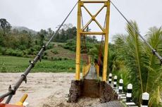 Jembatan Gantung Stanmelo di Wonosobo Putus akibat Diterjang Banjir