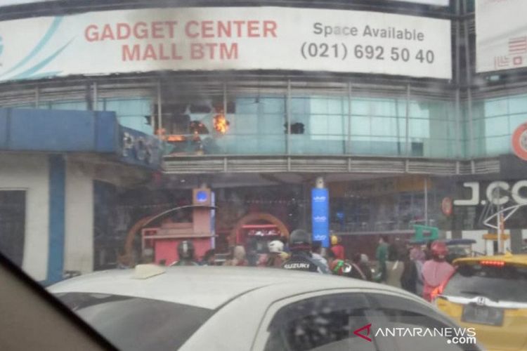 Mall BTM Kota Bogor kebakaran, Minggu (31/1/2021).
