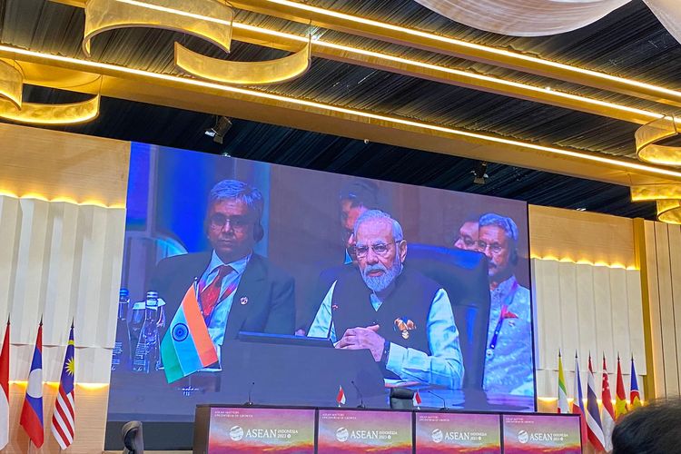 Perdana Menteri (PM) India, Narendra Modi menyatakan, India mendukung sepenuhnya sentralitas ASEAN dan pandangannya di kawasan Indo Pasifik dalam Konferensi Tingkat Tinggi (KTT) ASEAN - India ke-20 di Jakarta Convention Center (JCC) Senayan, Jakarta Pusat, Kamis (7/9/2023).