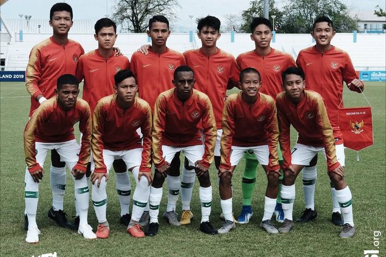 Skuad Timnas U-15 Indonesia pada pertandingan melawan Tim U-15 Singapura dalam Piala AFF U-15 2019, 29 Juli 2019. 