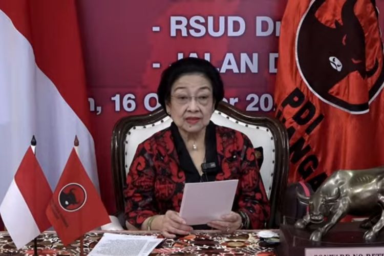 Tangkapan layar Ketua Umum PDI-P Megawati Soekarnoputri saat memberikan arahan kepada kader PDI-P, secara virtual, Senin (16/10/2023).