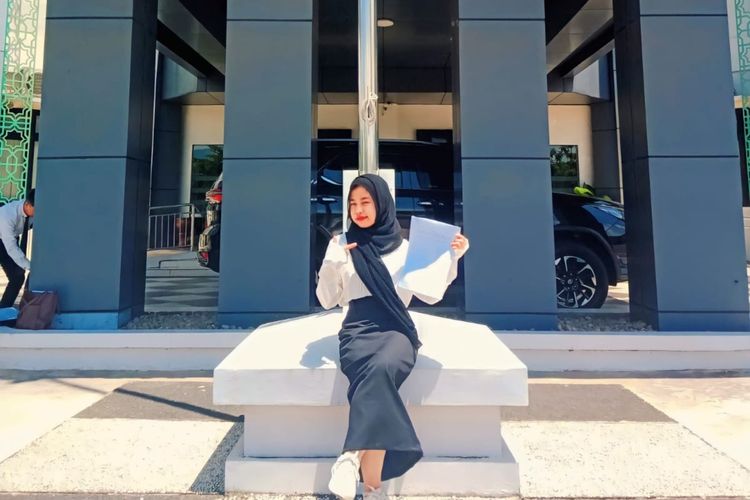 Kisah Sarjana Bertahan di Tengah Sulitnya Mencari Kerja: Yang Penting Tidak Menganggur