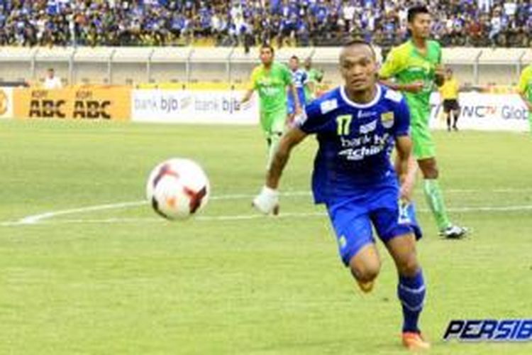 Bomber Persib Bandung, Ferdinand Sinaga. 